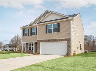 140 Nova Ln #10, King, NC 27021