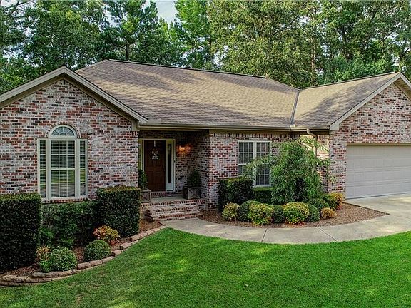 2nd image of 3850 Destin Ln