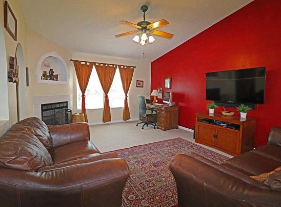 5th image of 1724 Damos Way
