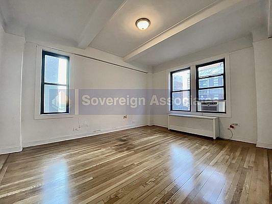 5th image of 308 W 104th St #60