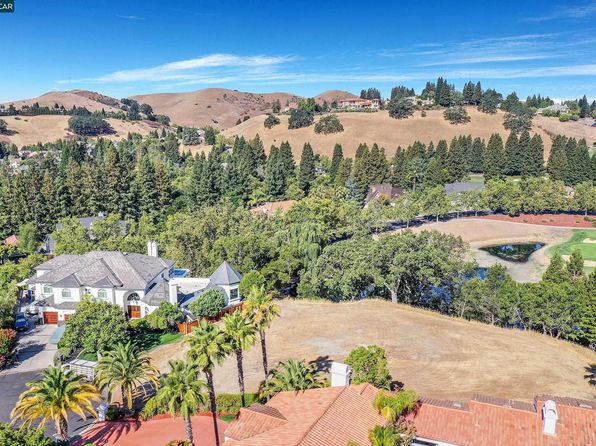 420 Bent Oak Pl, Danville, CA 94506
