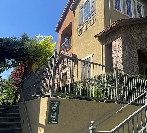 2nd image of 482 Valley Oak Trl