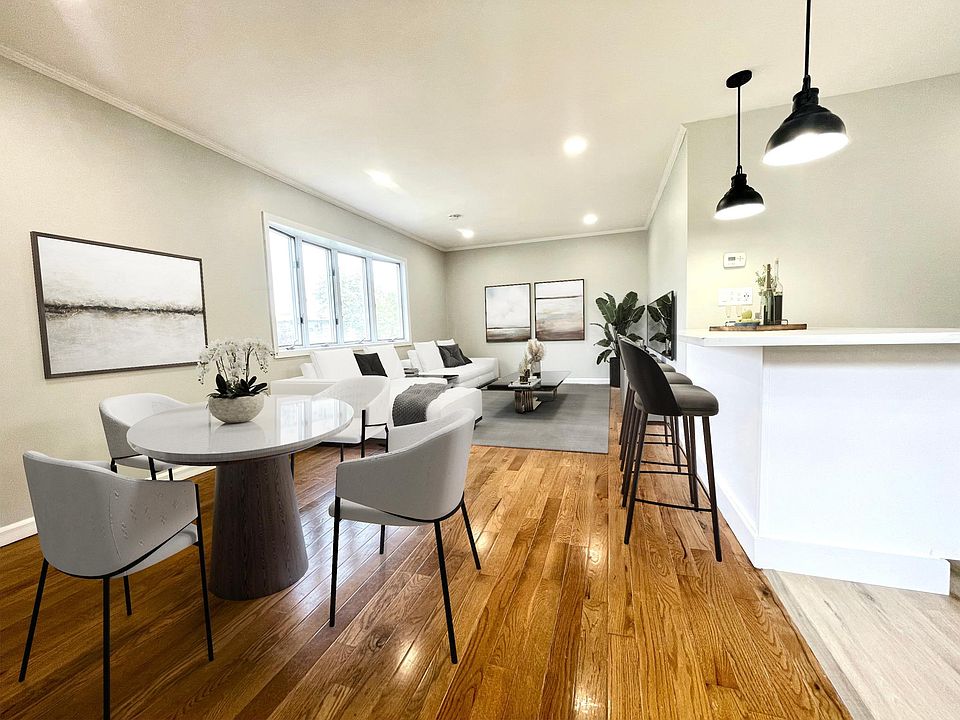 1st image of 292 Fairbanks Ave #2