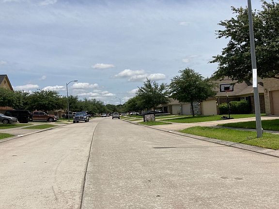 5th image of 7123 Fox Scene Dr