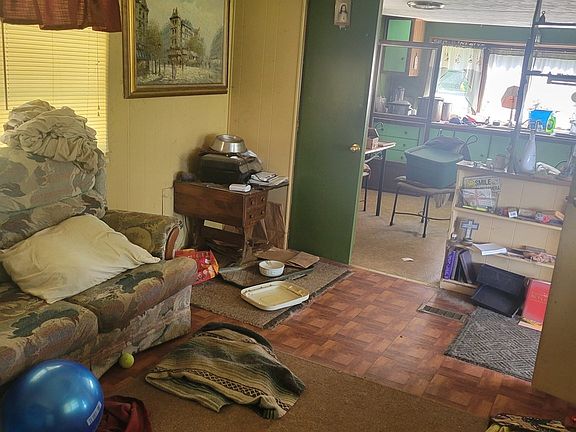 3rd image of 43 Rosemont Ave