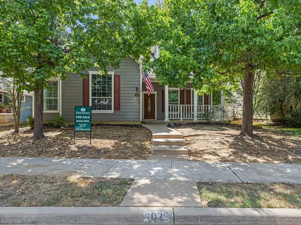 1025 Devonshire Dr, Aubrey, TX 76227