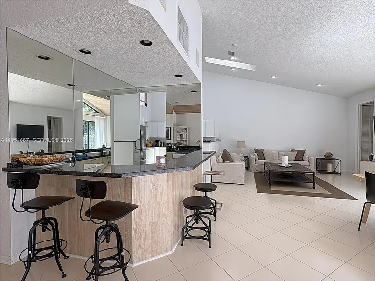 2538 Windsor Way Ct #NA — Photo 16