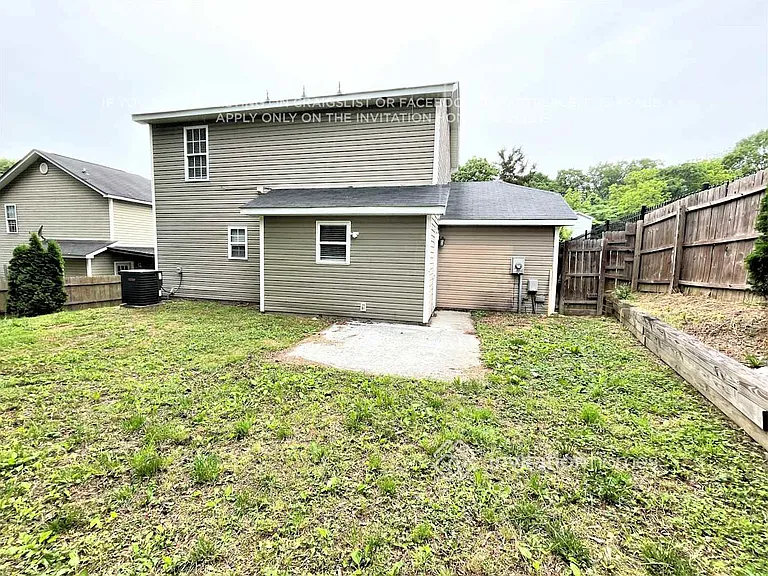 3548 Burkland Dr — Photo 17
