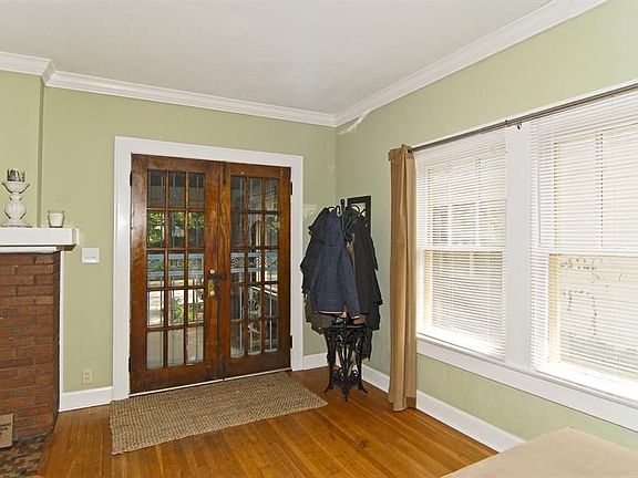 4th image of 5246 N Park Ave