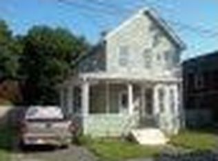 26 Prospect St, Port Jervis, NY 12771