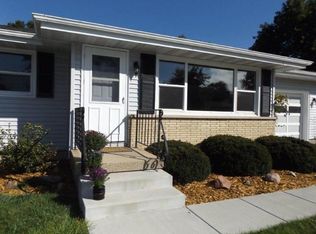 334 E Kohler St, Sun Prairie, WI 53590