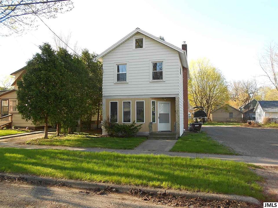 1st image of 717 Elmwood Ave