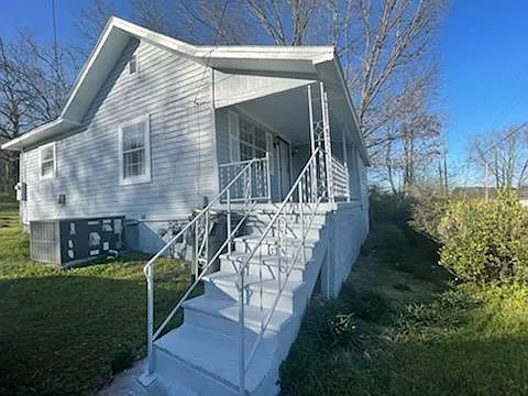 Building Photo - 406 New Ave