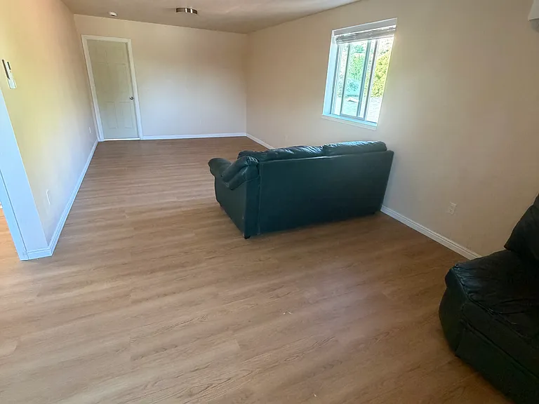 190 E 4380 N — Photo 6