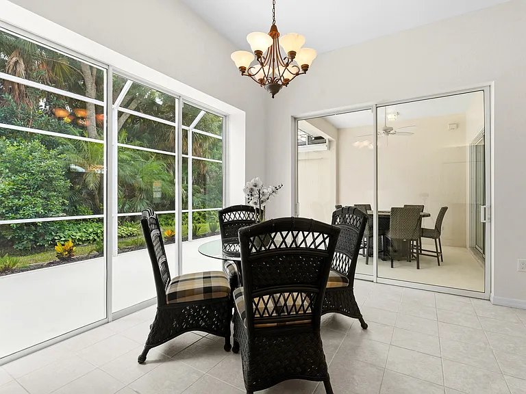 5217 Far Oak Cir — Photo 11