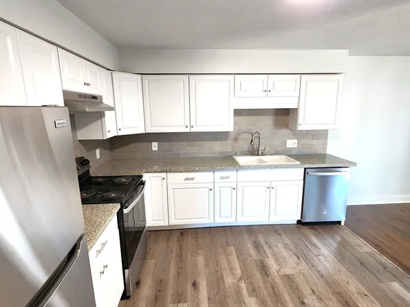 6620 W 93rd Ter APT A, Overland Park, KS 66212