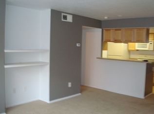 9263 E Arbor Cir APT E, Englewood, CO 80111