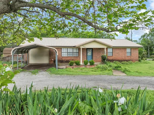 307 N Main St, Edmond, OK 73034