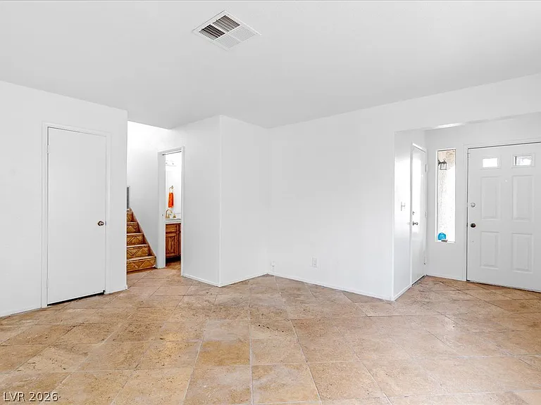 2809 Swallow Point Cir — Photo 2