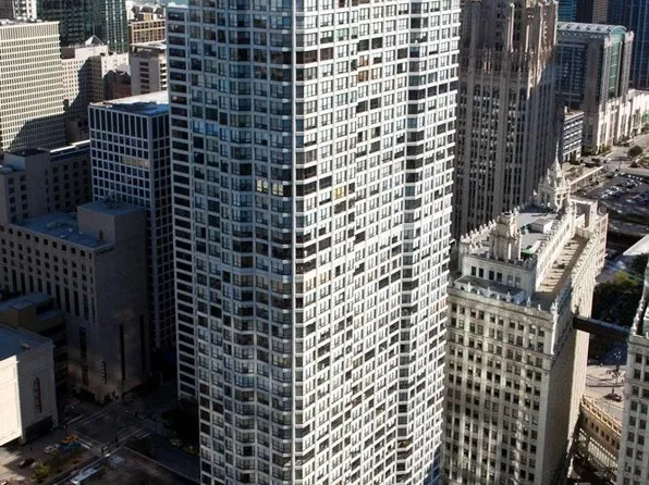 405 N Wabash Ave, Chicago, IL