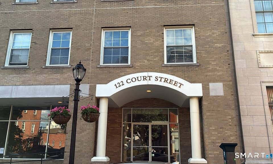 1st image of 124 Court Street #5
