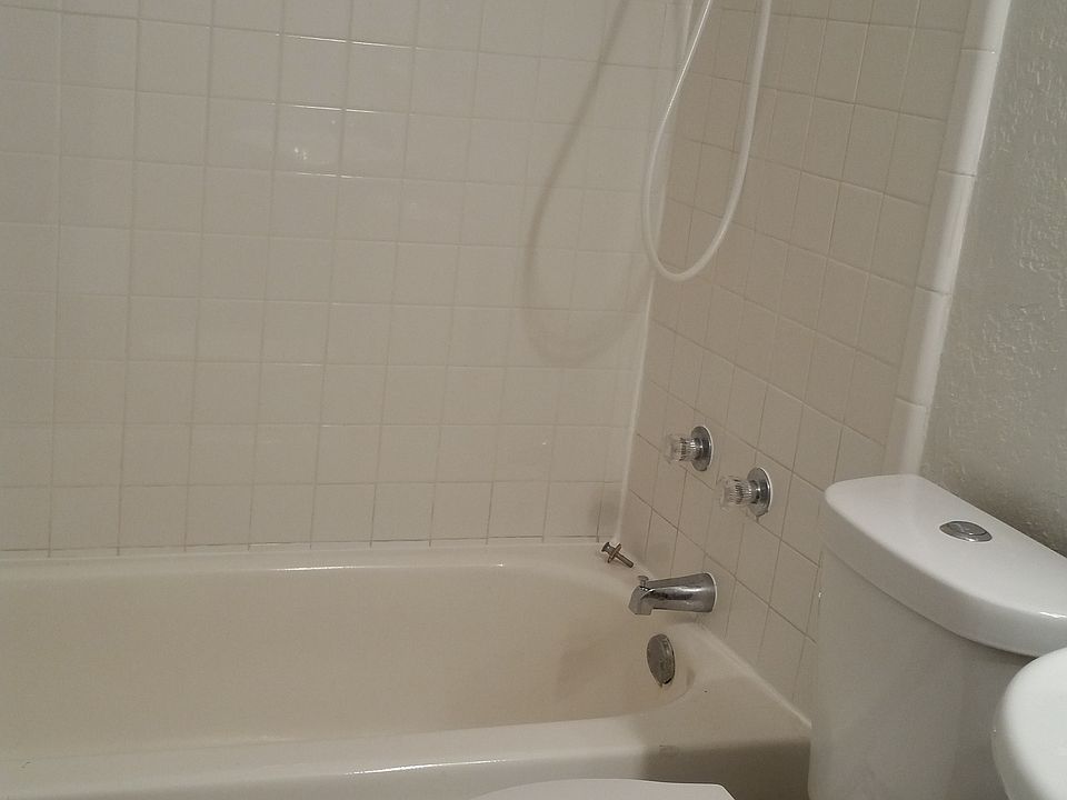 2nd image of 3825 O'Hare Dr