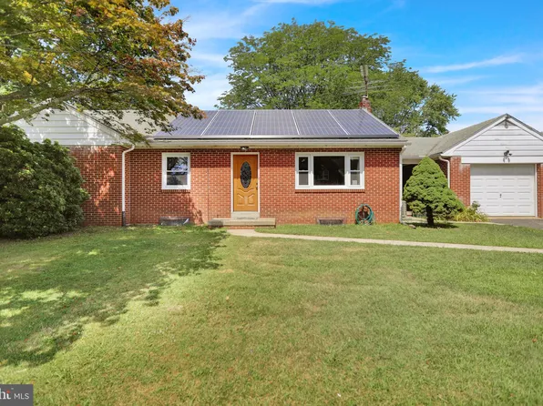 124 W 47th St, Reading, PA 19606