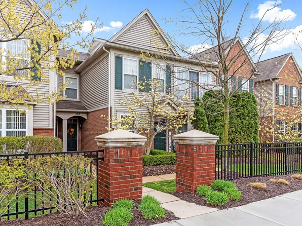 262 N Wixom Rd, Wixom, MI 48393