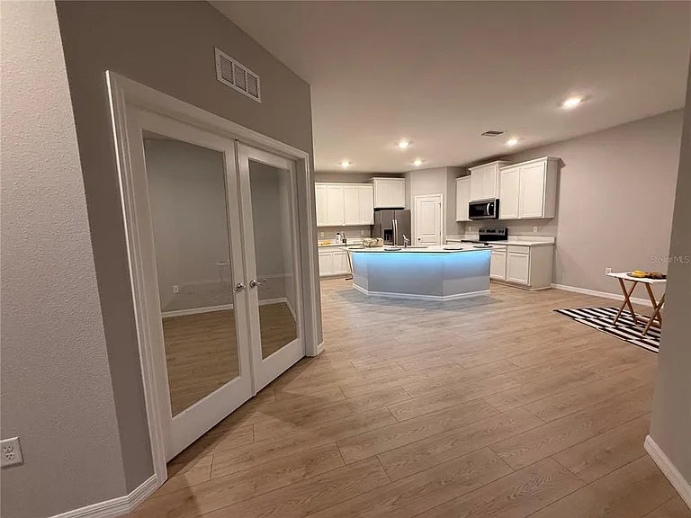 4005 Westwood Fields Loop #4005 — Photo 11