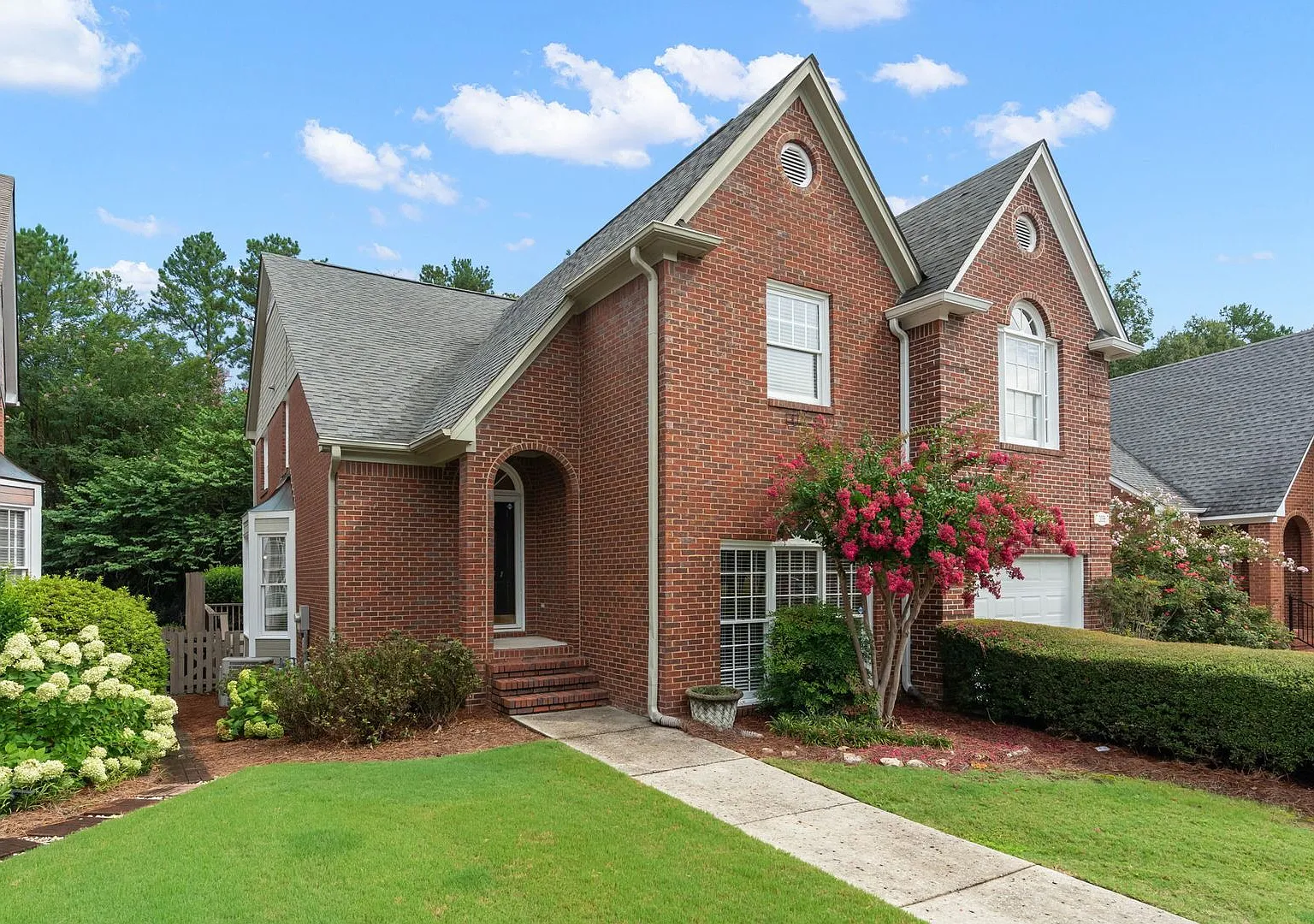 2031 Stone Brook Cir. (Brook Highland/N Shelby) — Photo 2