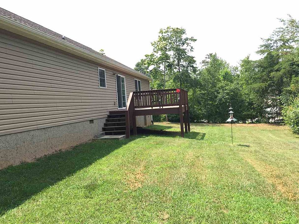 2nd image of 419 Cottage Grove Ln