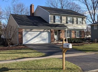 9 S Andover Ln, Geneva, IL