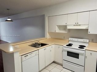 5091 NW 7th St APT 411, Miami, FL 33126