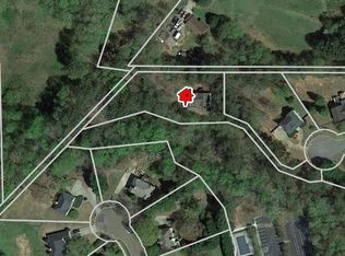 211 Cambridge Trc, Canton, GA 30115