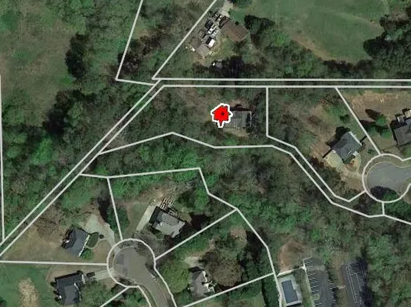 211 Cambridge Trc, Canton, GA 30115