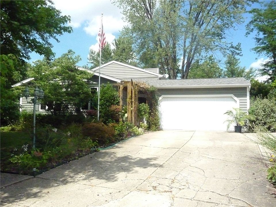 1st image of 9011 Squire Ct