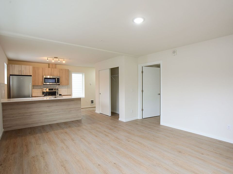 Upper Greenlake/Oaktree Area 9545 Ashworth Ave N Seattle, WA Zillow