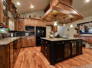 10267 Whip O Will Way, Helotes, TX 78023