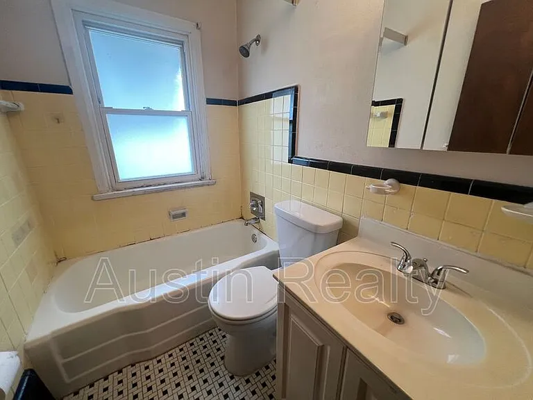 3605 Saint Gregory Ln — Photo 8