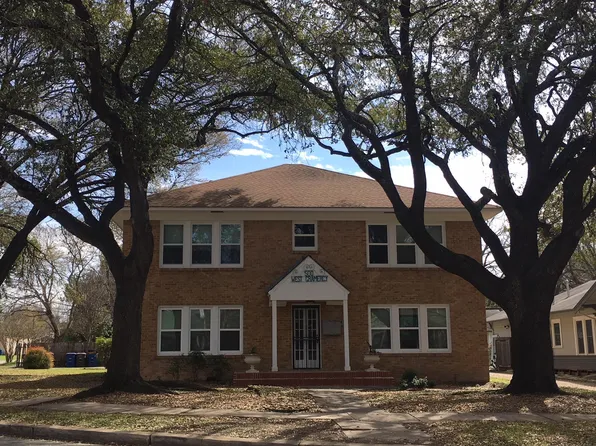 500 W Gramercy Pl APT 1, San Antonio, TX 78212