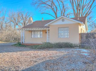 308 Alamosa Rd NW, Albuquerque, NM 87107