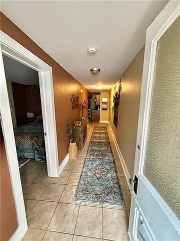 1 bed, 1.0 bath, 980 sqft, $2,495 — Photo 3