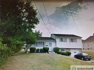 865 E Dewey Ave, Youngstown, OH