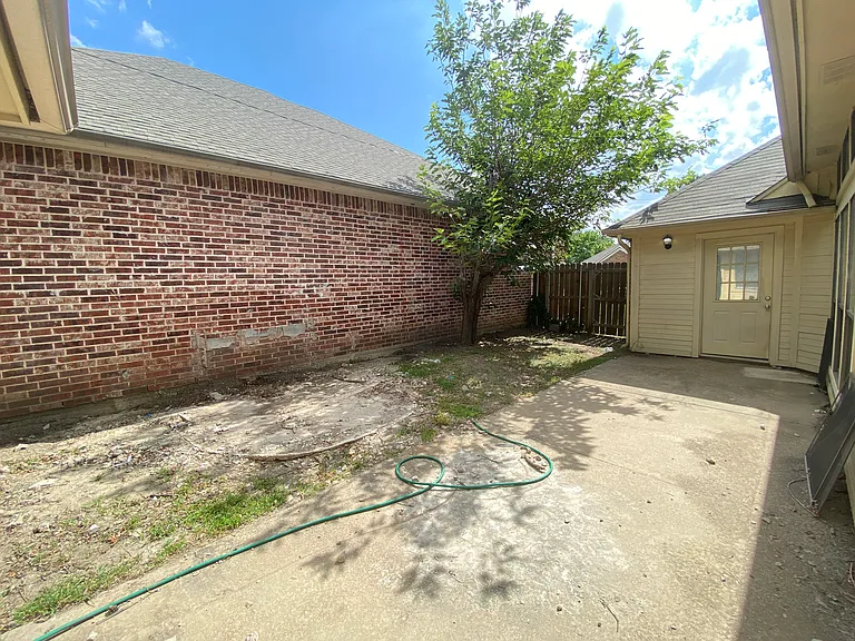 4131 Crossgate Ct — Photo 27