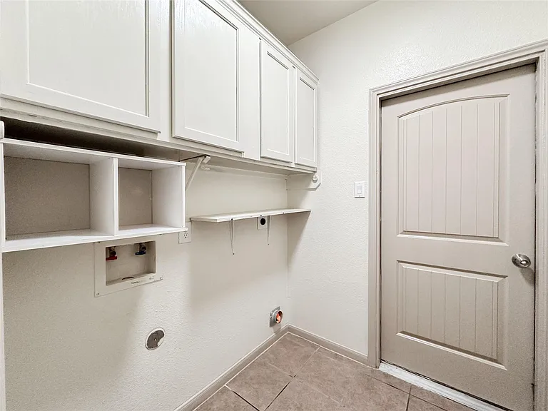 20319 Little Wing Dr — Photo 14