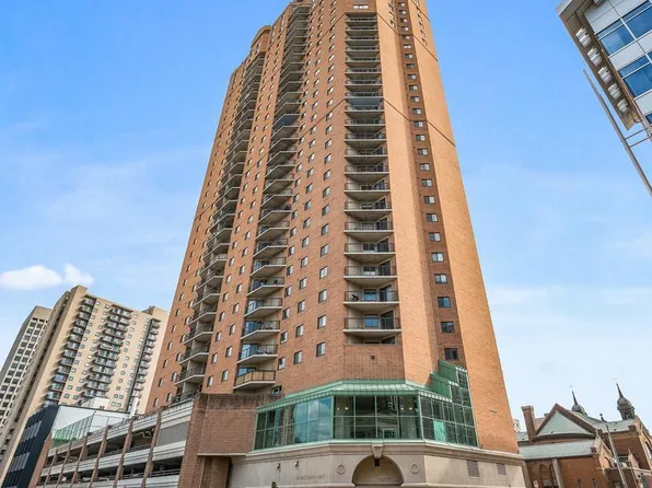 78 10th St E Unit 2901, Saint Paul, MN 55101