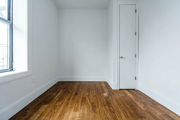 Rented by Nooklyn NYC LLC | media 56