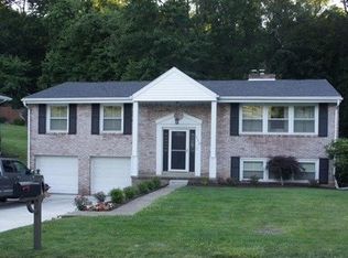 110 Wyngate Rd, Coraopolis, PA 15108