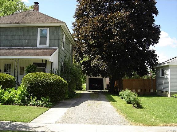 3rd image of 9 Green St