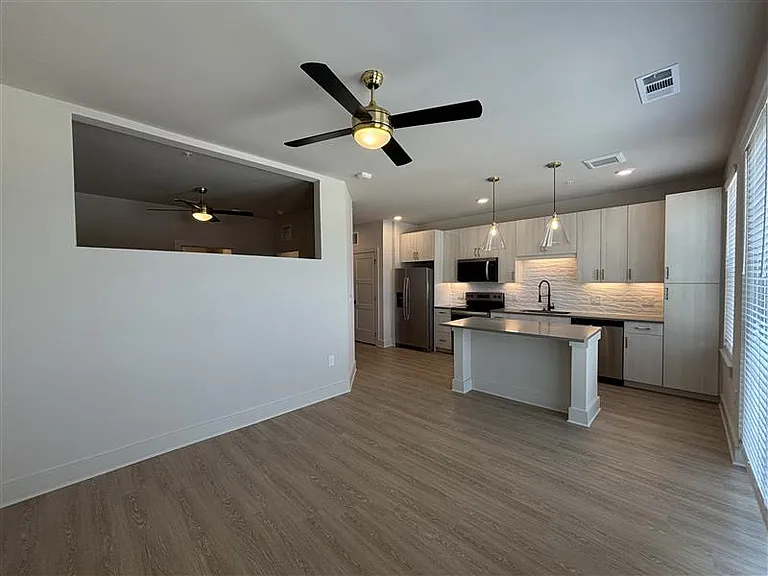 District on the Etowah Apartments — Photo 75